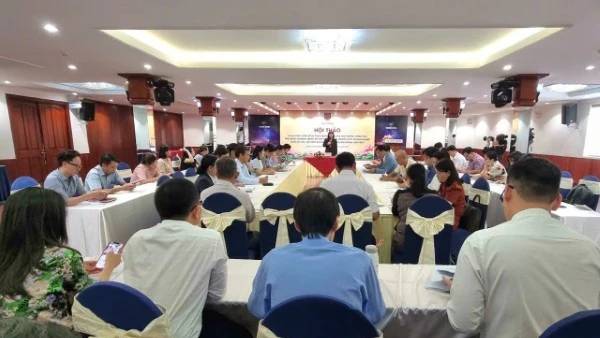 Hội thảo thu hút đông đảo đại diện các doanh nghiệp vừa và nhỏ, đại diện các hợp tác xã... tham gia.