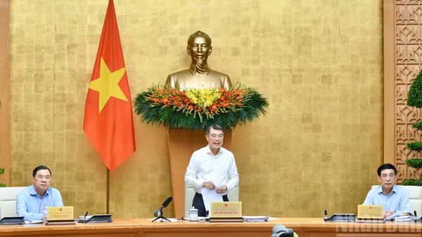 Thủ tướng Chính phủ Lê Minh Hưng chủ trì Phiên họp Chính phủ thường kỳ tháng 4. (Ảnh: Thanh Giang)