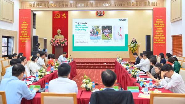 Hội thảo “Phát triển toàn diện thế hệ trẻ Việt Nam: Kiến tạo nguồn lực cho kỷ nguyên mới” do Báo Nhân Dân phối hợp Bộ Giáo dục và Đào tạo tổ chức, với sự đồng hành của Nestlé Việt Nam.