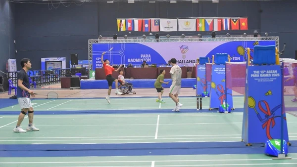 Các đội tuyển thuộc Đoàn Thể thao người khuyết tật Việt Nam đã bước vào buổi tập chính thức đầu tiên tại các địa điểm thi đấu của ASEAN Para Games lần thứ 13.