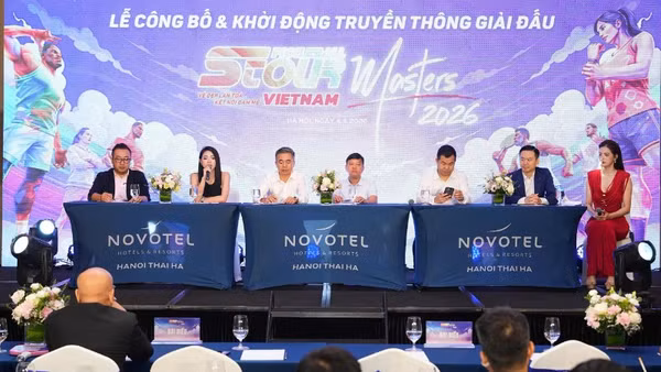 Ban Tổ chức giải tọa đàm và giao lưu cùng phóng viên báo chí.