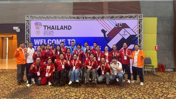 Cờ vua người khuyết tật Việt Nam ghi dấu ấn mạnh mẽ tại ASEAN Para Games 13.