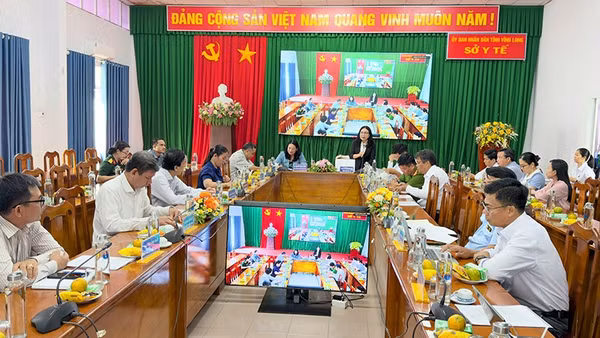 Quang cảnh hội nghị. 