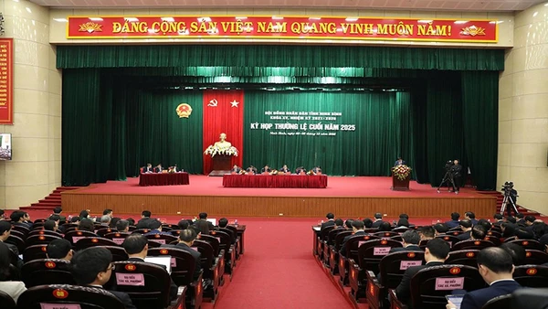 Kỳ họp thường lệ cuối năm Hội đồng nhân dân tỉnh Ninh Bình.