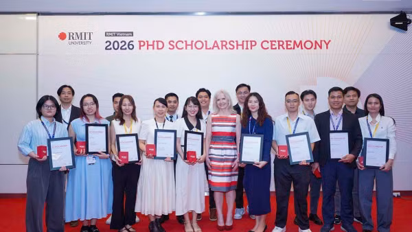 Các nghiên cứu sinh nhận học bổng Tiến sĩ tại Khoa Kinh doanh, RMIT Việt Nam.