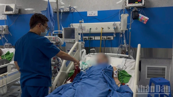 1000 ca cấp cứu Tết: Khi hệ thống cấp cứu được "thử thách" phản ứng