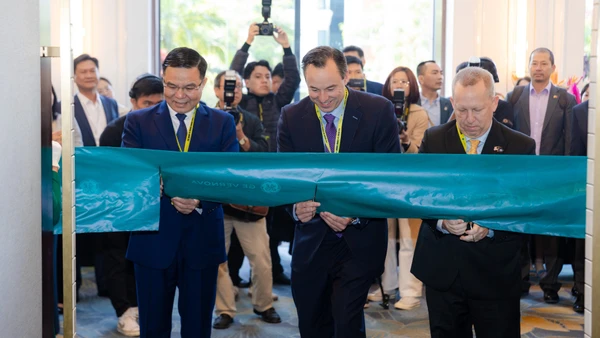 Trong bối cảnh nhu cầu điện tiếp tục tăng nhanh, Bộ Công Thương khẳng định luôn đồng hành, tạo điều kiện thuận lợi để doanh nghiệp tham gia phát triển hệ thống năng lượng quốc gia.