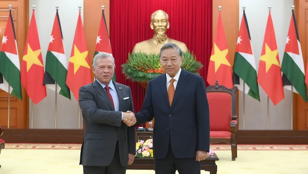 Tổng Bí thư Tô Lâm tiếp Quốc vương Jordan Abdullah II Ibn Al Hussein. 