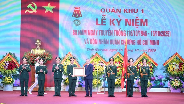 Chủ Động Rà Soát Kỹ, Tập Trung Hoàn Thành Các Nhiệm Vụ, Chỉ Tiêu Năm 2025 Tổng Bí Thư Tô Lâm Trao Huân Chương Hồ Chí Minh Tặng Lực Lượng Vũ Trang Quân Khu 1.