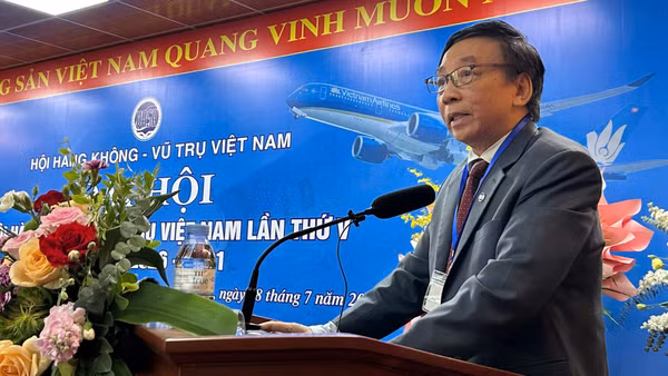 Phó Giáo sư, Tiến sĩ Phạm Ngọc Lãng tái đắc cử Chủ tịch Hội Hàng không-Vũ trụ Việt Nam