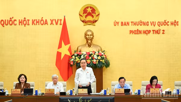 Chủ tịch Quốc hội Trần Thanh Mẫn phát biểu khai mạc phiên họp. (Ảnh: DUY LINH)