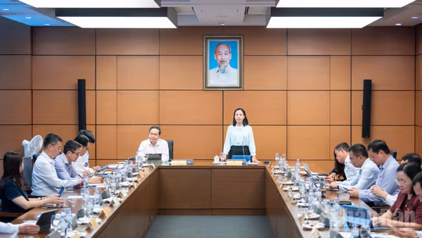 Quang cảnh phiên thảo luận ở Tổ 2 tại Kỳ họp không thường lệ thứ nhất, Quốc hội khóa XVI. (Ảnh: THỦY NGUYÊN)