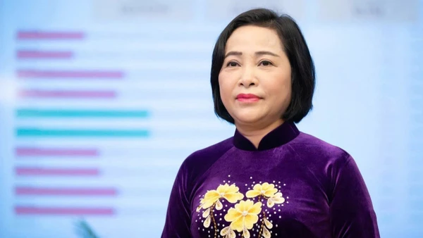 Phó Chủ tịch Quốc hội Nguyễn Thị Thanh, Ủy viên Hội đồng Bầu cử Quốc gia, Phó Trưởng Tiểu ban Nhân sự thuộc Hội đồng Bầu cử Quốc gia trao đổi với báo chí. (Ảnh: Phạm Thắng)