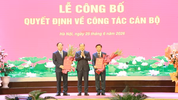 Công bố quyết định bổ nhiệm lại Giám đốc Học viện Báo chí và Tuyên truyền