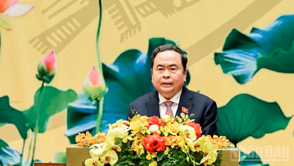Chủ tịch Quốc hội Trần Thanh Mẫn phát biểu tại lễ kỷ niệm. (Ảnh: DUY LINH)