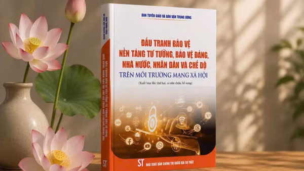 Nhận diện thách thức, củng cố trận địa tư tưởng trên không gian mạng