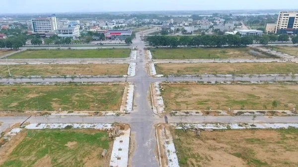 Theo quy định mới, trường hợp người trúng đấu giá quyền sử dụng đất không nộp tiền trúng đấu giá thì bị cấm tham gia đấu giá từ 2 đến 5 năm. (Ảnh minh họa)