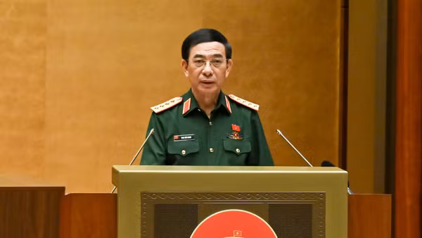 Thể chế hóa chủ trương, đường lối của Đảng về bảo vệ Tổ quốc từ sớm, từ xa