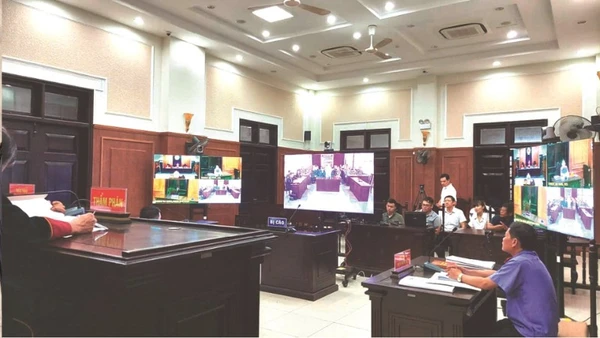 Một phiên tòa trực tuyến tại Tòa phúc thẩm Tòa án nhân dân tối cao tại Đà Nẵng.