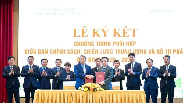 Lễ ký kết Chương trình phối hợp giữa Bộ Tư pháp và Ban Chính sách, chiến lược Trung ương.