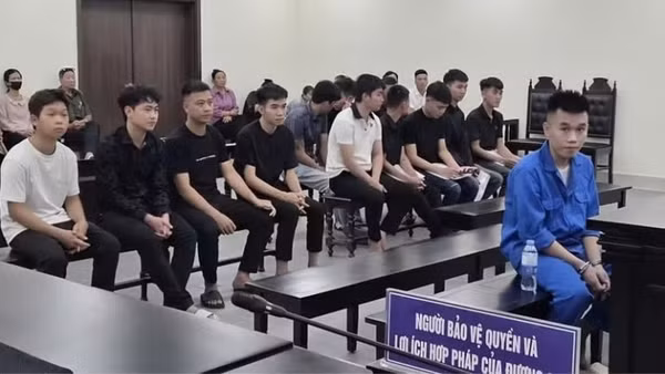 Quang cảnh phiên tòa. (Ảnh: M.HÙNG)