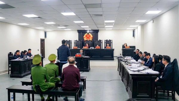 Quang cảnh phiên tòa.