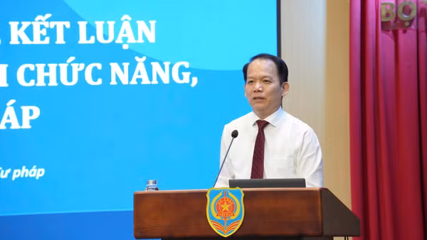 Bộ trưởng Tư pháp Hoàng Thanh Tùng phát biểu tại hội nghị. (Ảnh: BTP)