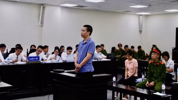 Bị cáo Phạm Vũ Khiêm tại phiên tòa.