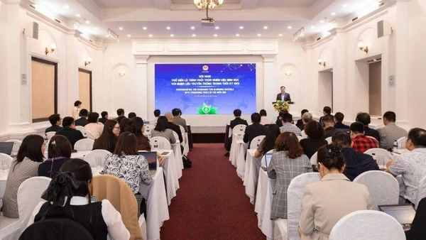 Hội nghị phổ biến lộ trình phối trộn nhiên liệu sinh học với nhiên liệu truyền thống trong thời kỳ mới.