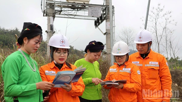 Nếu kinh tế quyết định khả năng “đi nhanh”, thì văn hóa quyết định khả năng “đi xa”. (Ảnh: AN NGUYÊN)