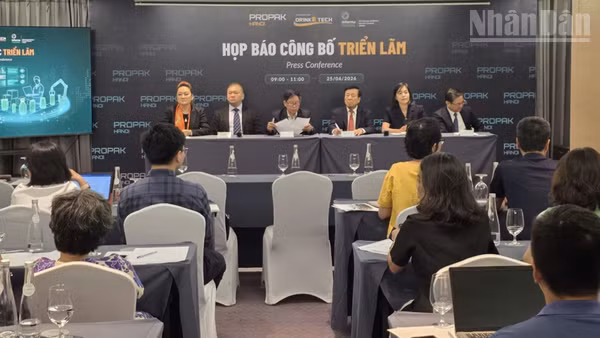 Họp báo trước triển lãm PROPAK Hanoi. (Ảnh: KIM DUNG)