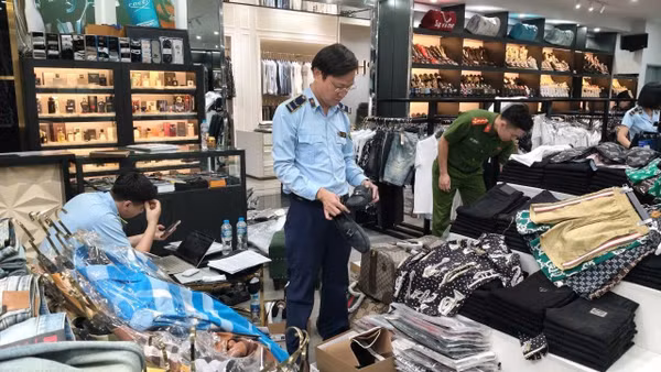 Tháng cao điểm xử lý hơn 1.500 vụ xâm phạm sở hữu trí tuệ. 