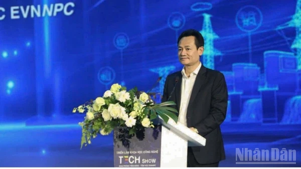 Ông Nguyễn Đức Thiện - Tổng Giám đốc EVNNPC phát biểu khai mạc hội thảo. (Ảnh: AN NGUYÊN)