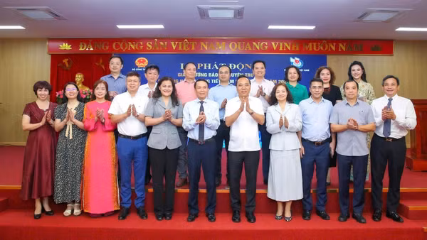 Bộ Công thương phối hợp Hội Nhà báo Việt Nam tổ chức Lễ phát động Giải thưởng báo chí tuyên truyền về sử dụng năng lượng tiết kiệm và hiệu quả năm 2026.