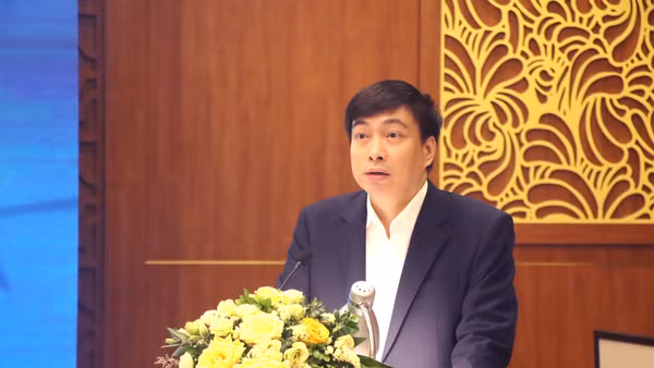 Ông Bùi Nguyễn Anh Tuấn - Phó Cục trưởng Cục Quản lý và Phát triển thị trường trong nước.