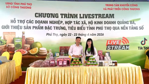 Chương trình livestream quảng bá sản phẩm đặc trưng tỉnh Phú Thọ.
