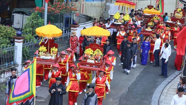 Lễ hội rước ông Khiu, bà Khiu được khôi phục thể hiện ước nguyện của dân vùng ven Khu Di tích lịch sử Đền Hùng.