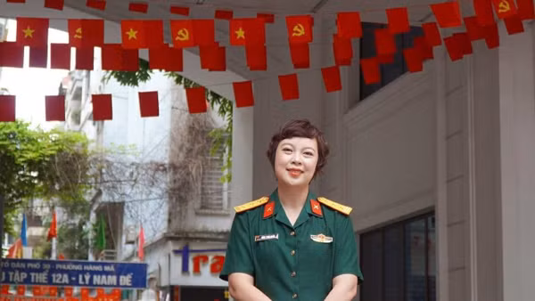 Đạo diễn, Nghệ sĩ Ưu tú Đặng Thái Huyền