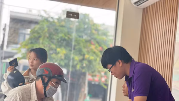 Vấn đề dịch chuyển lao động từ khu vực công sang tư đang là thực trạng cần nghiên cứu và có giải pháp linh động. (Ảnh HAVI TOURIST)