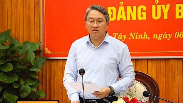 Bộ trưởng Tư pháp Nguyễn Hải Ninh tại buổi làm việc.