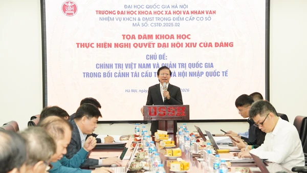 GS, TS Hoàng Anh Tuấn, Hiệu trưởng Trường Đại học Khoa học Xã hội và Nhân văn phát biểu khai mạc Tọa đàm (Ảnh: Quang Sáng)