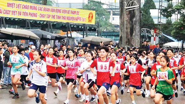 Sôi nổi thể thao phong trào tại Thái Nguyên. Ảnh: BTN