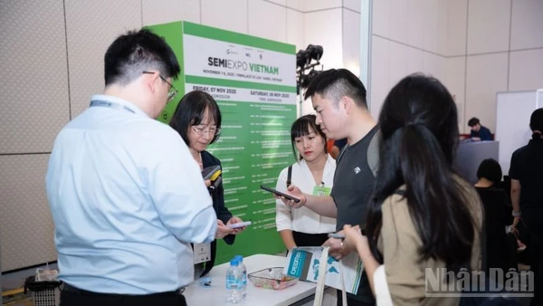 Chương trình trong khuôn khổ SemiExpo Việt Nam 2025 mở ra làn sóng mới cho phát triển nguồn nhân lực công nghệ cao. (Ảnh: HNV)