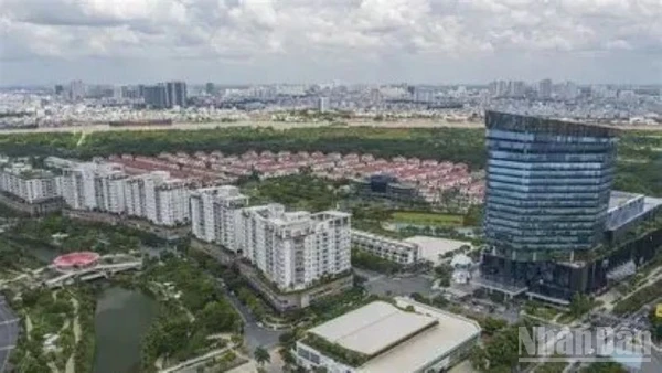 Thủ Thiêm đang nổi lên như một trung tâm đô thị mới của Thành phố. (Ảnh: PV)