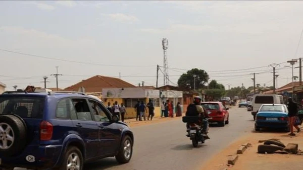 Quang cảnh một tuyến phố ở Bissau, Guinea-Bissau ngày 26/11/2025. (Ảnh: THX/TTXVN)