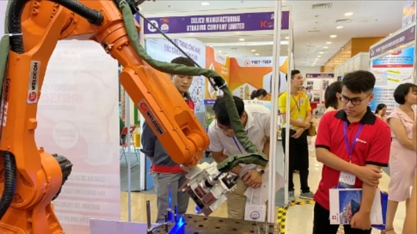 Hà Nội chú trọng đào tạo nguồn nhân lực chất lượng cao để đáp ứng yêu cầu phát triển.