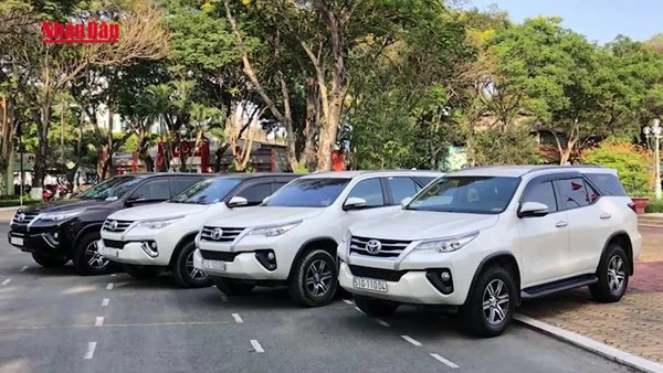 [Video] Sẽ phạt nặng các vi phạm thuộc dịch vụ thuê xe tự lái, từ năm 2026