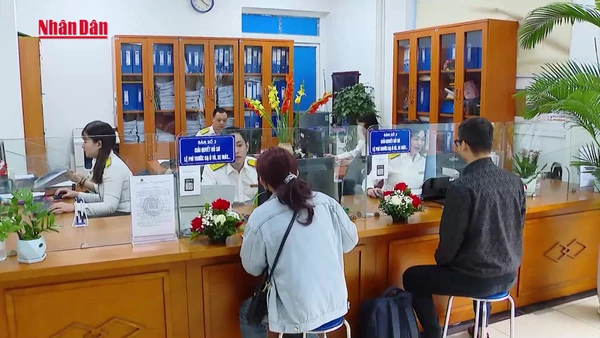 [Video] Thu ngân sách ngành thuế lần đầu vượt 2,2 triệu tỷ đồng 