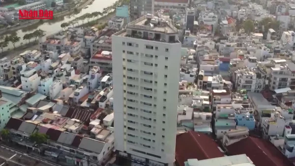 [Video] Nhà đầu tư “lướt sóng” chung cư giảm giá, tìm cách thoát hàng