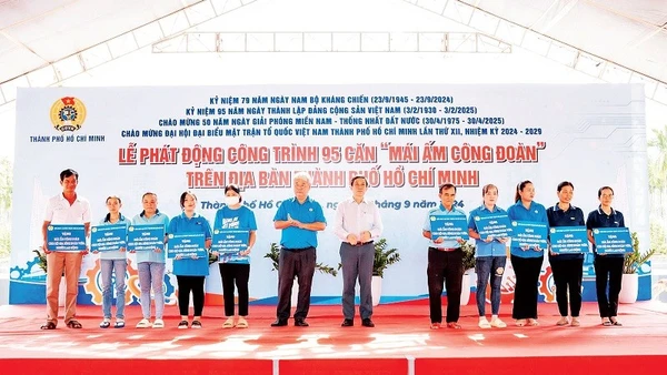 Liên đoàn Lao động Thành phố Hồ Chí Minh phát động xây mới và sửa chữa các “Mái ấm công đoàn” cho công đoàn viên có hoàn cảnh khó khăn trên địa bàn thành phố.